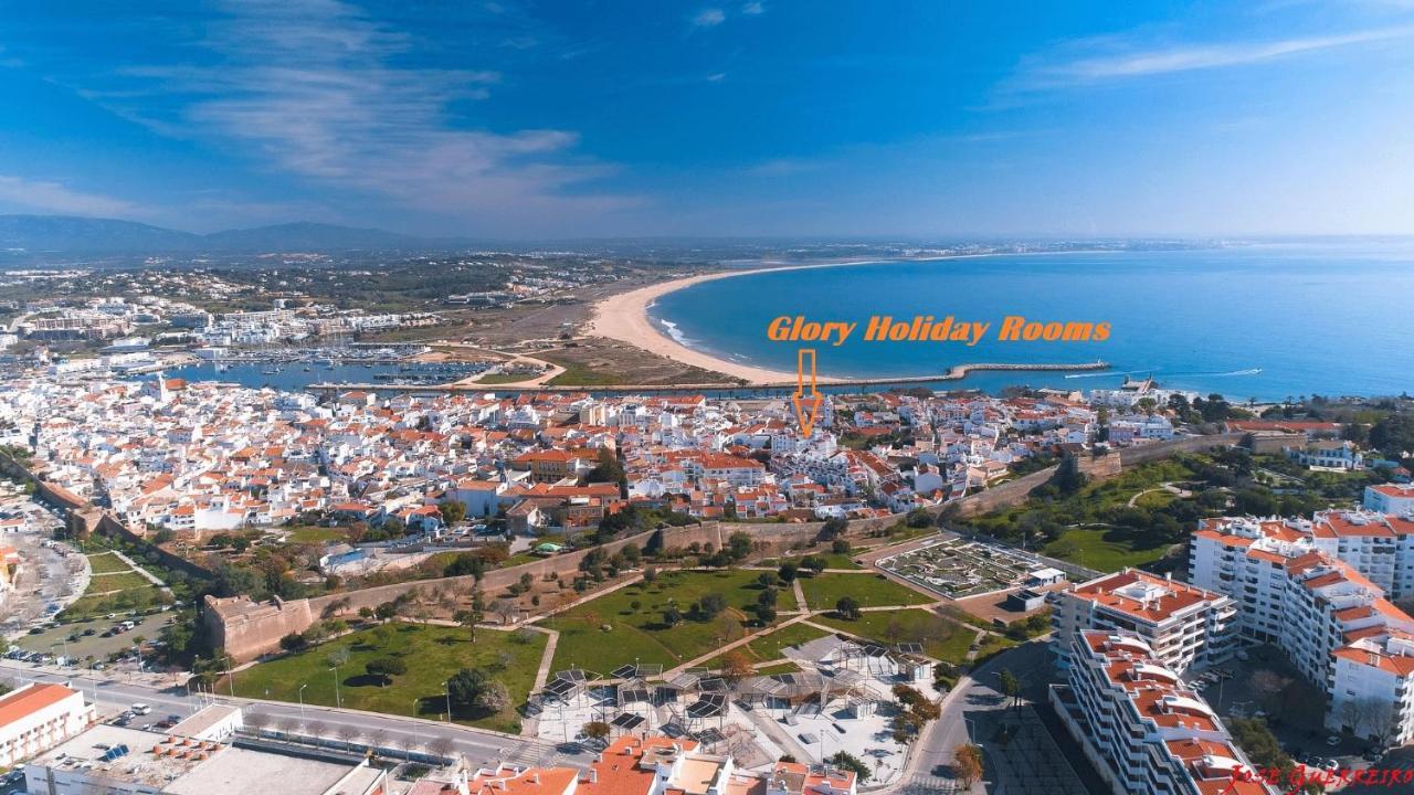 Glory Holiday Rooms Лагос Екстериор снимка
