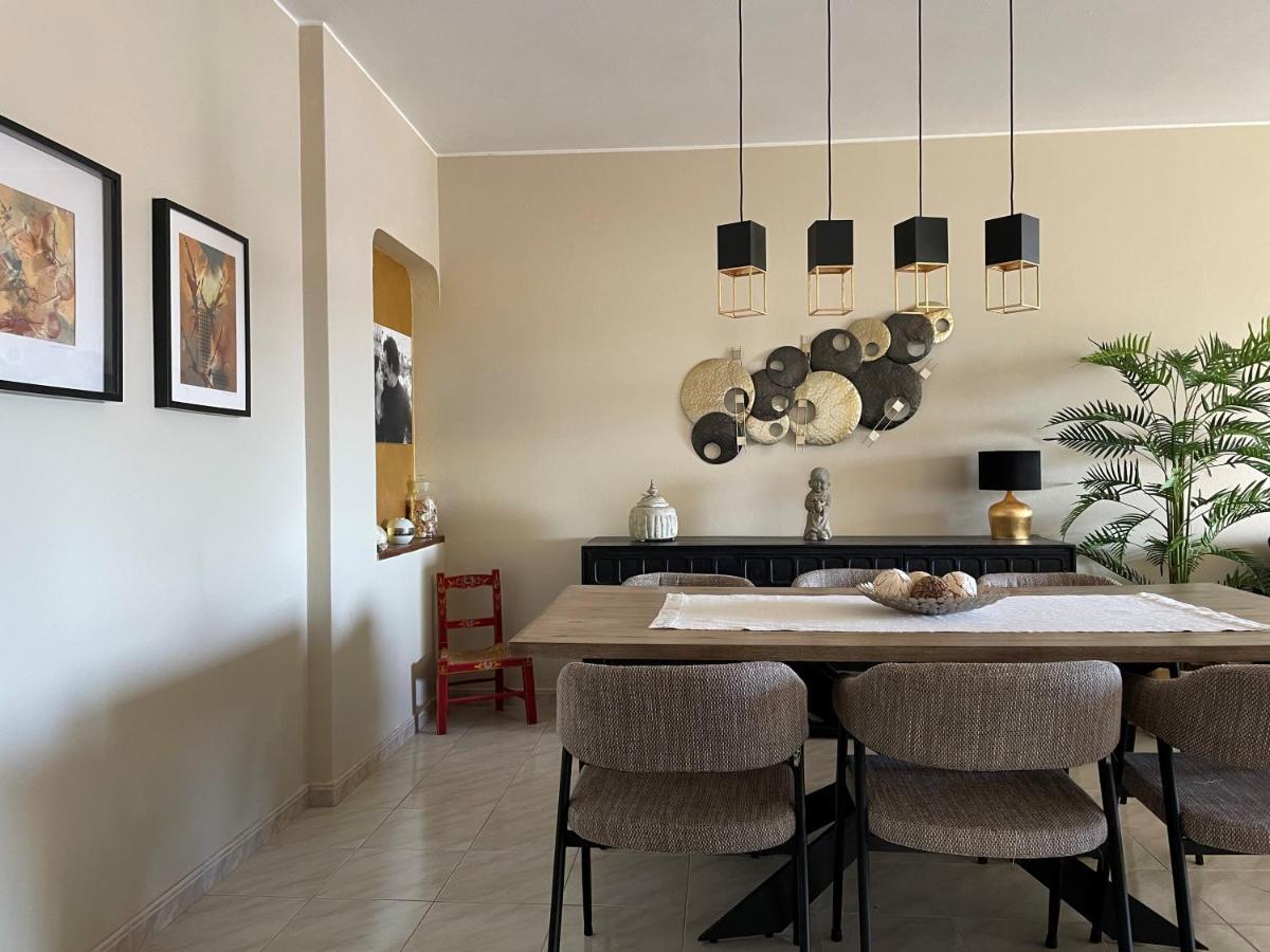 Glory Holiday Rooms Лагос Екстериор снимка