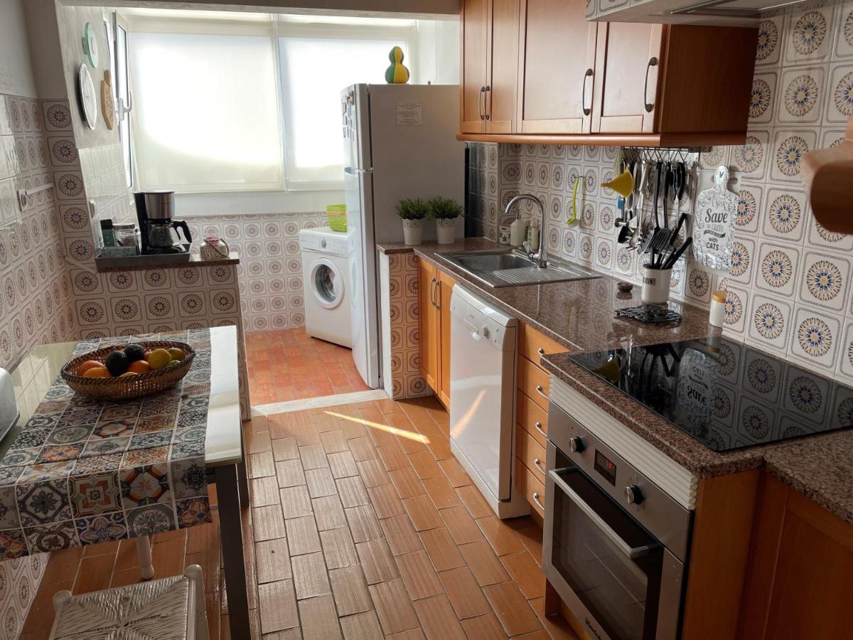Glory Holiday Rooms Лагос Екстериор снимка