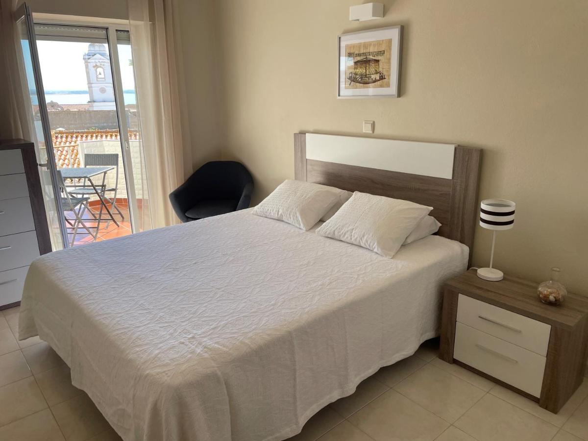 Glory Holiday Rooms Лагос Екстериор снимка